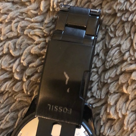 FOSSIL WATCH - Picture 7 of 8